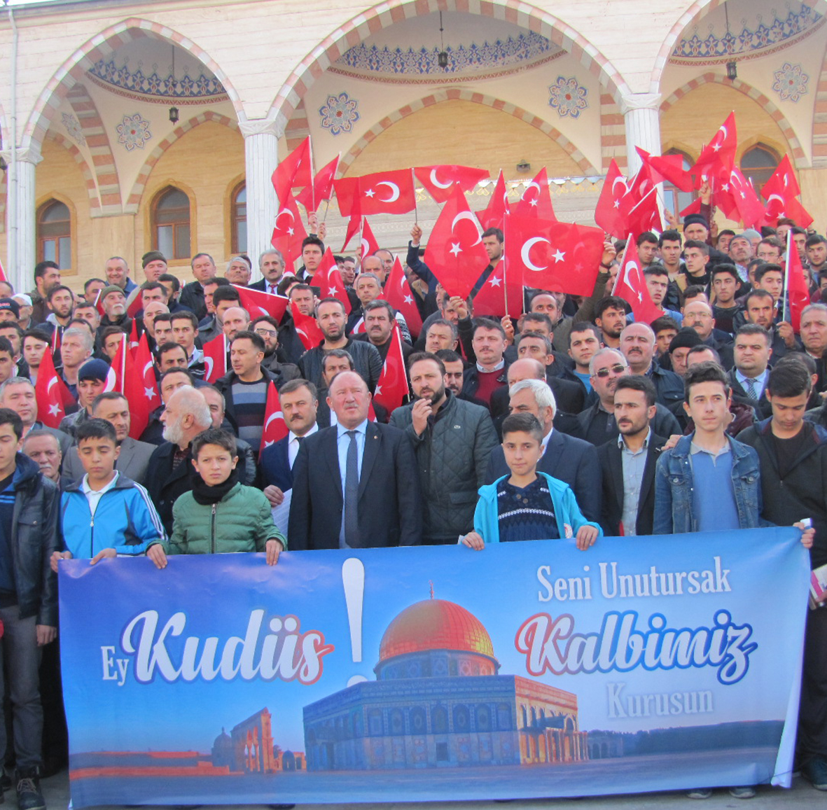 ABD’nin Kudüs kararı protesto edildi