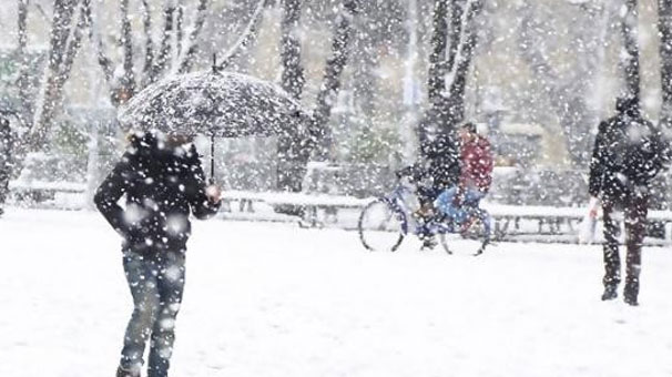 Kar Okulları Tatil Etti