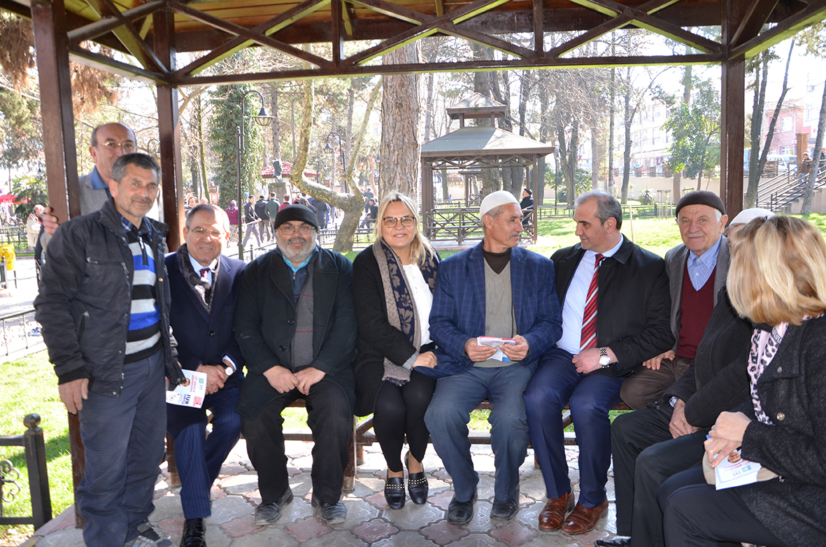 Cumhuriyet Halk Partisi  Samsun Milletvekili Kemal Zeybek; Çarşı, Pazar Esnafı ve  Çalışanlarda Karamsarlık Var