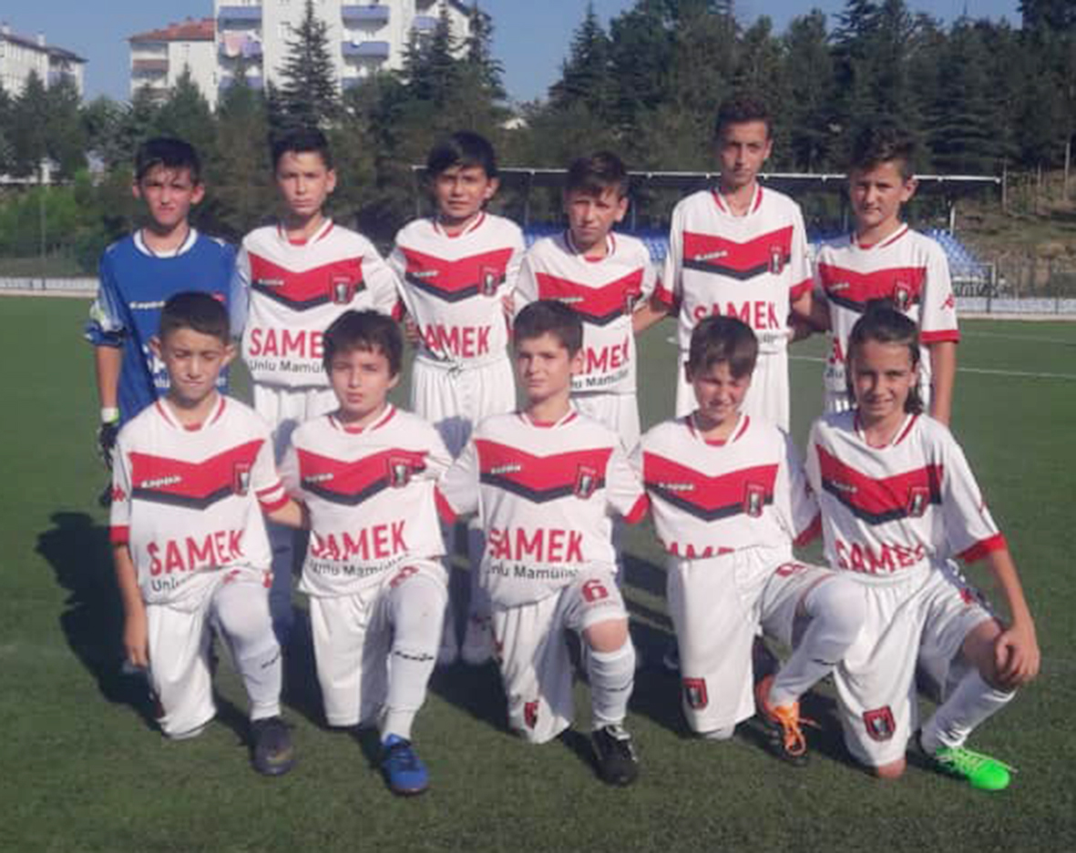 Vezirköprü Belediyespor  U-13 tecrübe peşinde