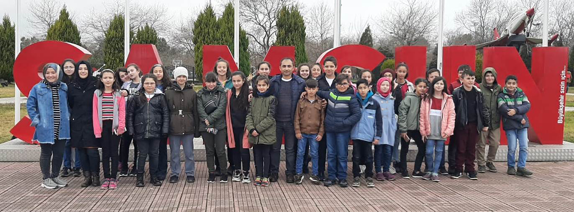 Fazıl Ahmet Paşa Ortaokulu Karadeniz 6.Tüyap Kitap Fuarına Gezi Düzenledi