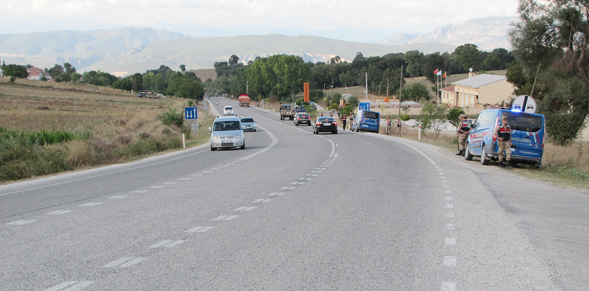 Vezirköprü-Havza yolu ihalesi yine ERTELENDİ!…