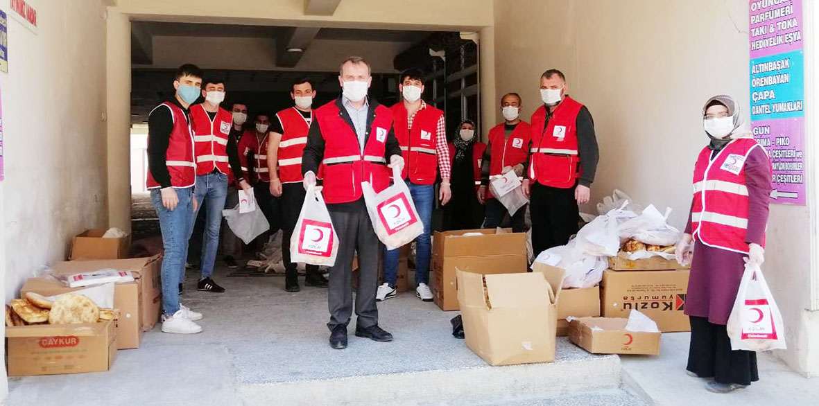 Kızılay 3 Günde 2500 Pide Dağıttı