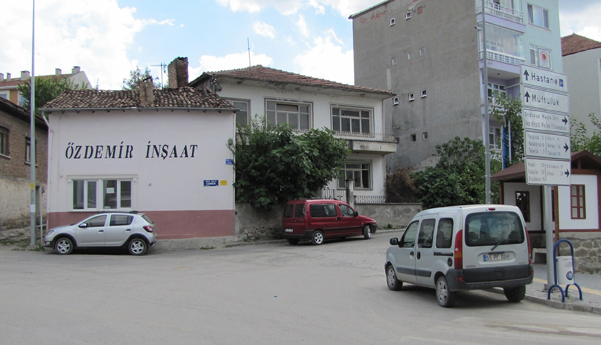 Bekir Özata sokak yasağı kalktı!..