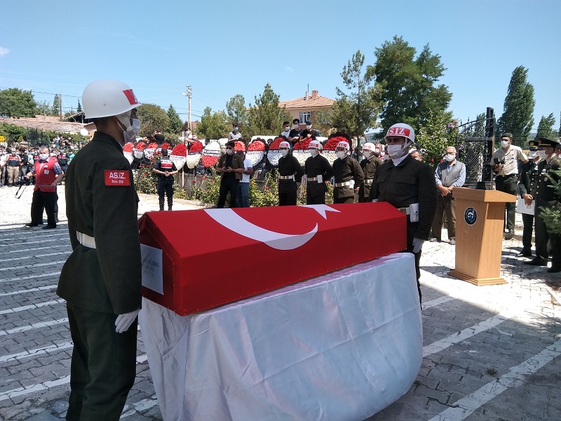 Şehit Uzman Çavuş Süleyman Ural Son Yolculuğuna Uğurlandı