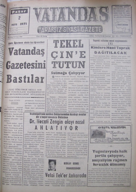 Lâdik Öğretmen Okulu  kız öğrencileri Vatandaş Gazetesini Bastılar 2 Mayıs 1971 Pazar
