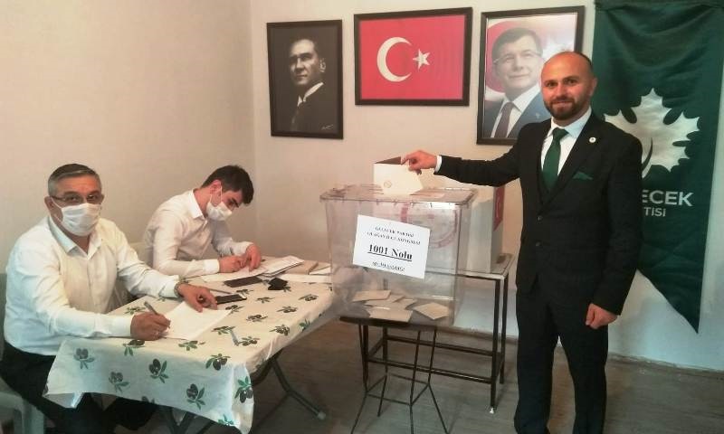 Vezirköprü Gelecek Partisi’nde Durmaz Resmen Başkan Oldu