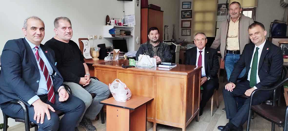 CHP Samsun Milletvekili Zeybek: “Ürünler  para etmiyor,  gübre  almış başını  gidiyor!”