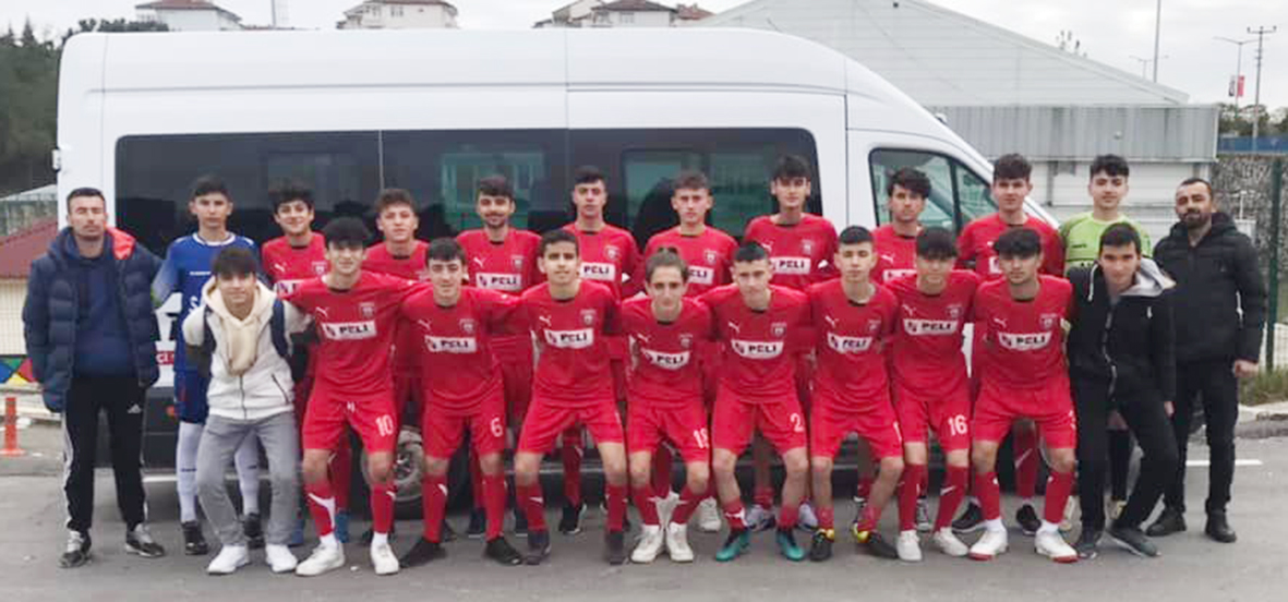Vezirköprü Belediyespor U-16 takımı Antrenmanlarını  Sürdürüyor
