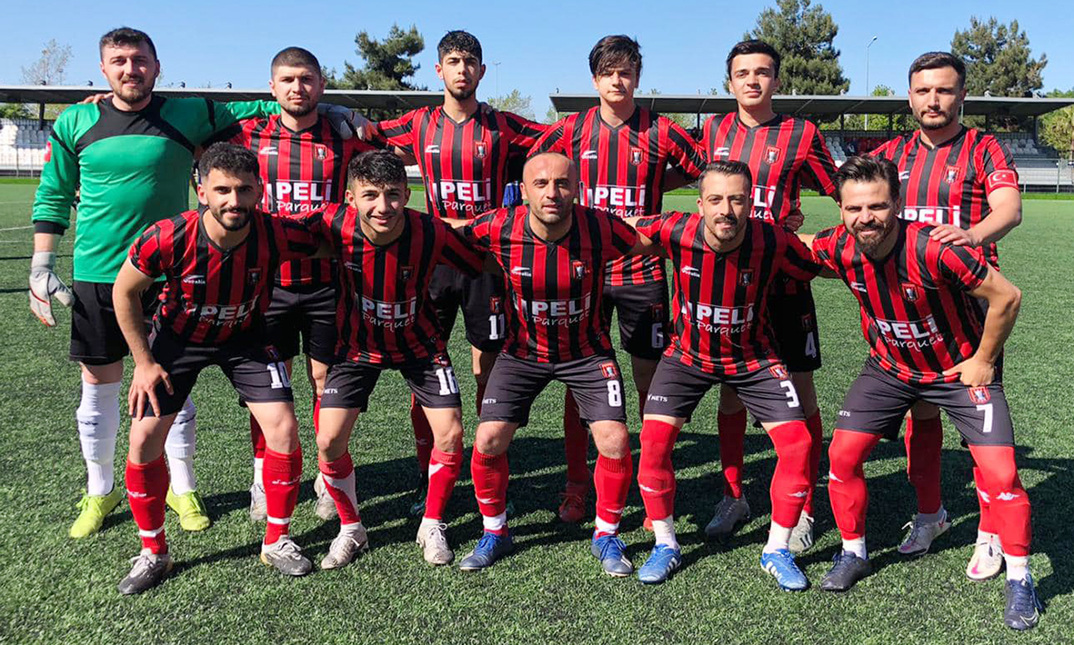 Cedit Ilıca Spor: 0 – Vezirköprü Belediyespor: 2 Vezirköprü Belediyespor  Şampiyonluğa Koşuyor