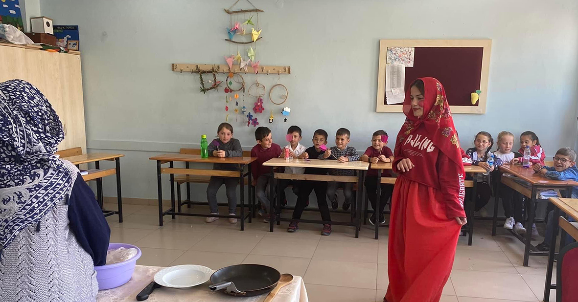 Adatepe İlkokulu’na Kardeş Okuldan Renkli  Karşılama