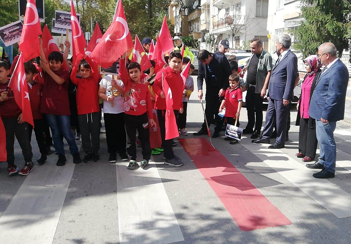 “Yayalar Kırmızı Çizgimizdir” etkinliği Protokol Katılımıyla Bu Yıl da Düzenlendi