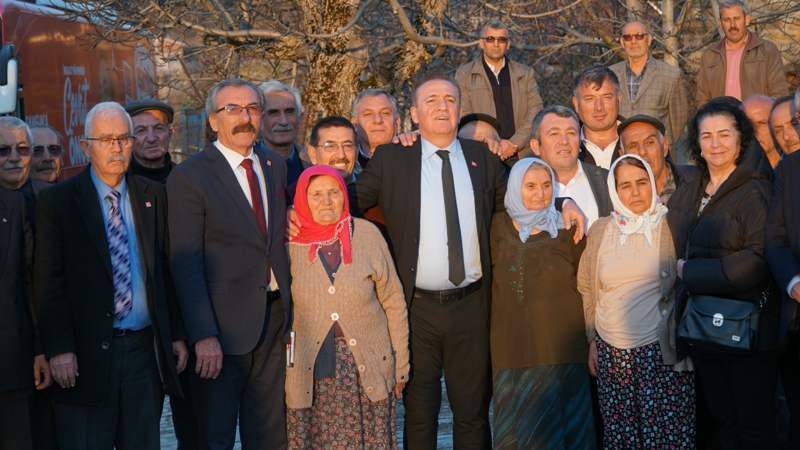 ‘BU LİDERLER ARASI BİR YARIŞ DEĞİL, BU HİZMET İŞİ’