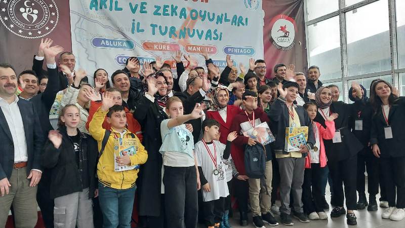 Akıl zeka Oyunları İl Karşılaşmalarında Vezirköprü damgası…