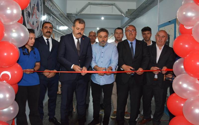 Vezirköprü Anadolu Lisesi’nde Bahar Şenliği