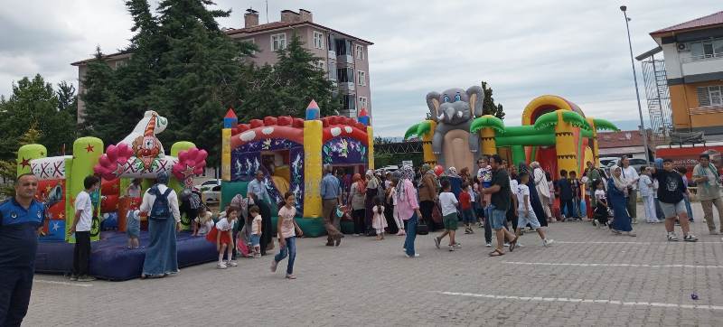 Büyükşehir’den Çocuk Şenliği