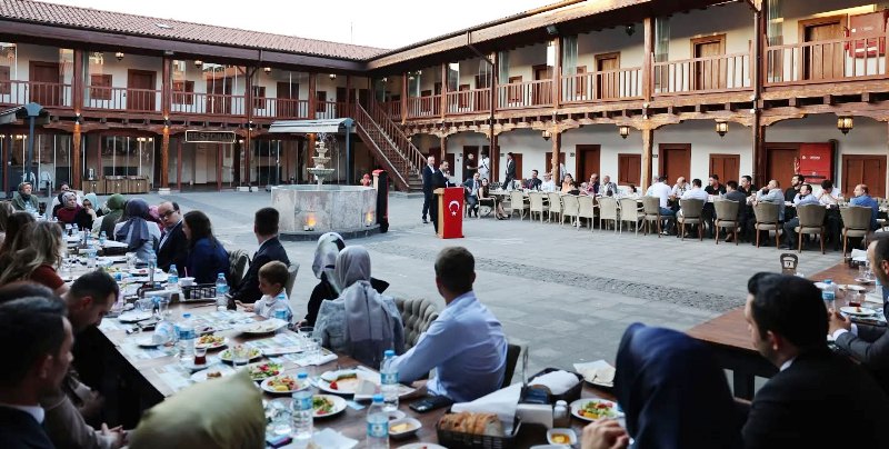 Adliye Personelleri için veda yemeği düzenlendi