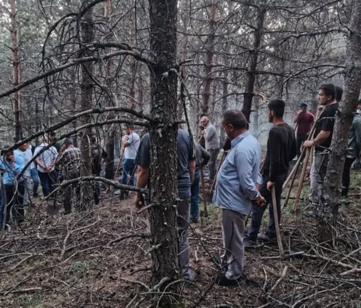 Sarıdibek’te “orman yangını” vatandaşlar söndürdü
