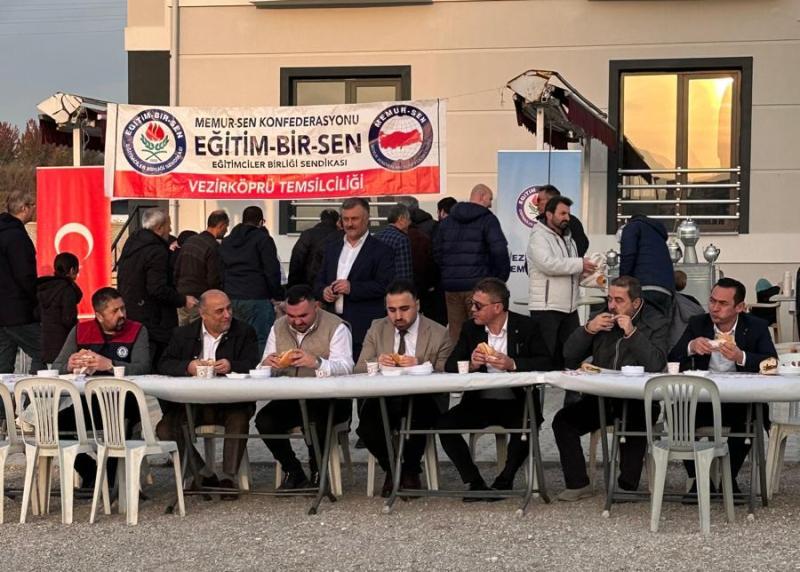 Eğitim Bir Sen’den Öğretmenler Günü Yemeği