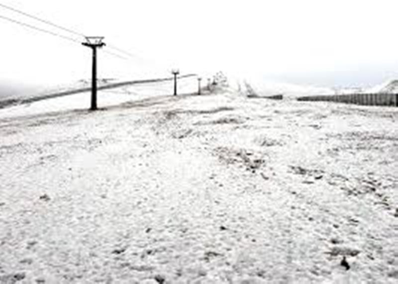 Yılın ilk karı yağdı