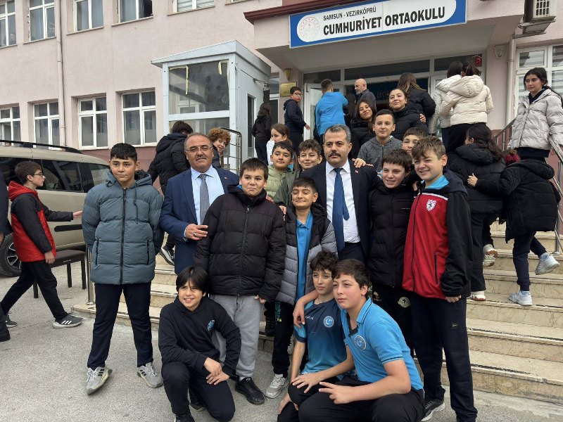 Okullara bilgisayar dağıtılıyor