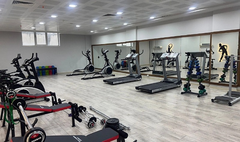 Belediye Spor Salonu Açtı