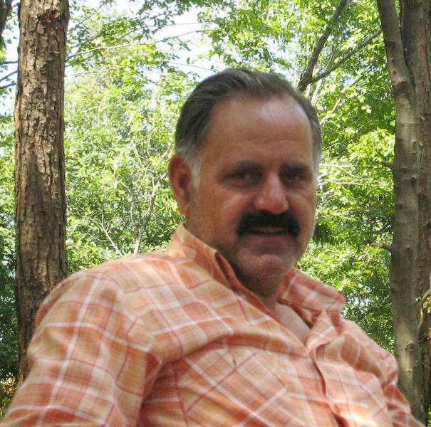 Kamil Pala Vefat Etti