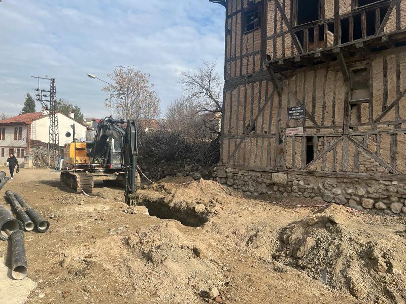 Tikenli’de çalışmalar sürüyor