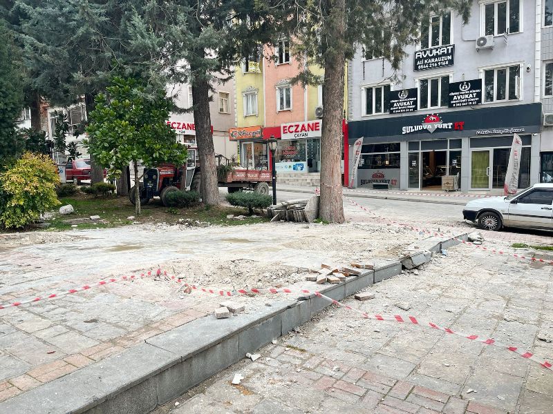 Adnan Menderes Parkı’nda yeniden düzenleme yapılıyor