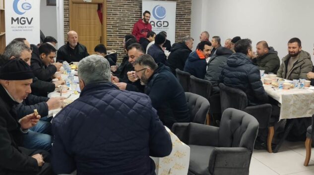 AGD üyeleri iftar yemeğinde buluştu