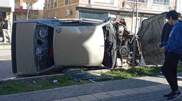 Üniversite yolu üzerinde korkutan kaza