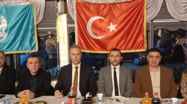 Vezirköprü Ülkü Ocakları İftar yemeği verdi