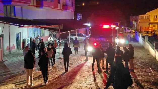 Vezirköprü’de korkutan yangın: 25 öğrenci tahliye edildi
