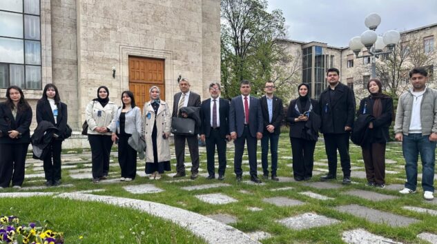 Vezirköprülü üniversiteliler Meclis’te