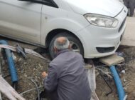 YEDAŞ çukuruna araç düştü
