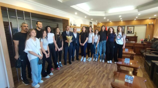 Kaymakam Özgür Kaya Vezirköprü’ye Veda Etti