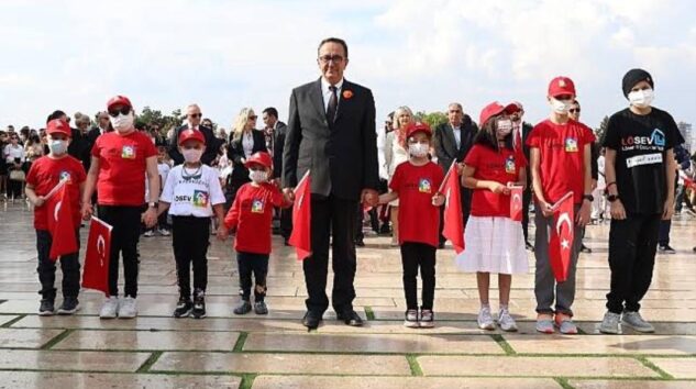 LÖSEV’den Anıtkabir’de tarihi buluşma