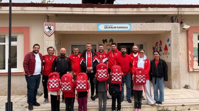 Kırsal mahalle okullarına çanta kampanyası
