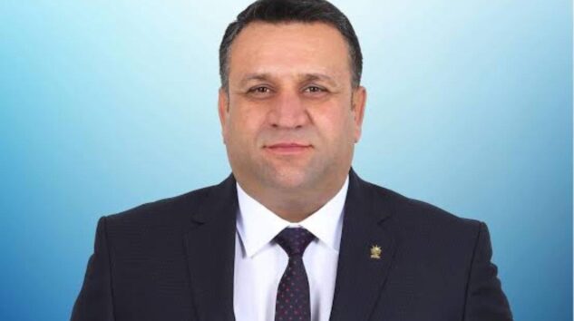 Ağaçtan Düşen Belediye Meclis Üyesi Mehmet Kurt ağır yaralandı