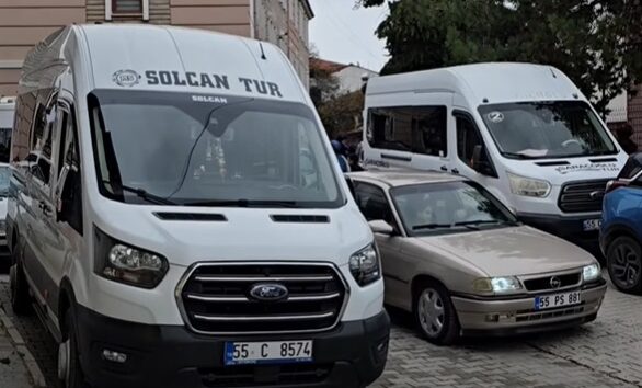 VEZİRKÖPRÜ MEHMET PAŞA İLKOKULU ÖNÜNDE TRAFİK ÇİLESİ BİTMİYOR!